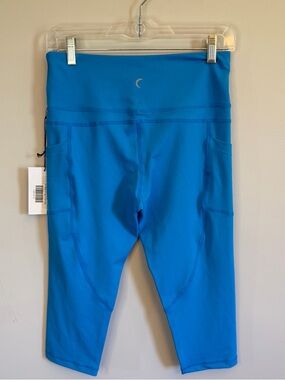 ✨ Zyia Active Light N Tight Capri Leggings ✨